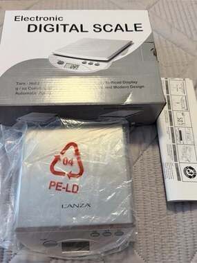 LANZA Silver Digital Hair Tool Scale - Precise Weighing for Salons